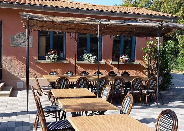 Lou Riou Village 리조트