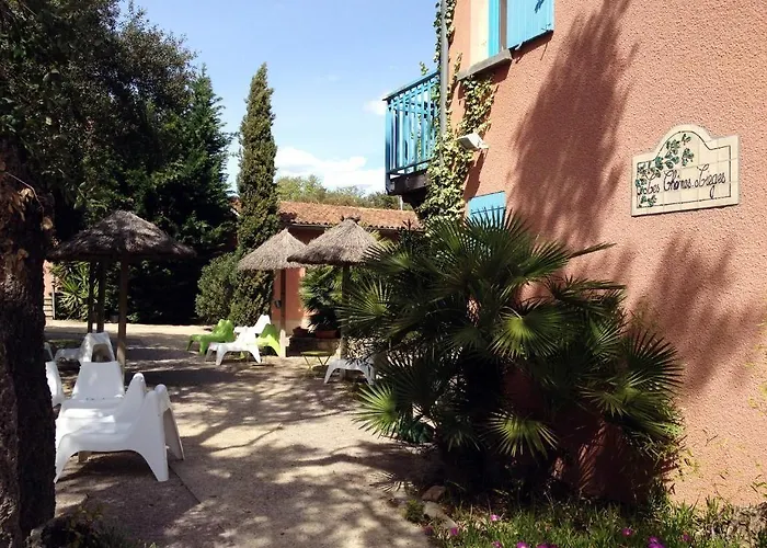 Lou Riou Village Ośrodek wypoczynkowy 3*