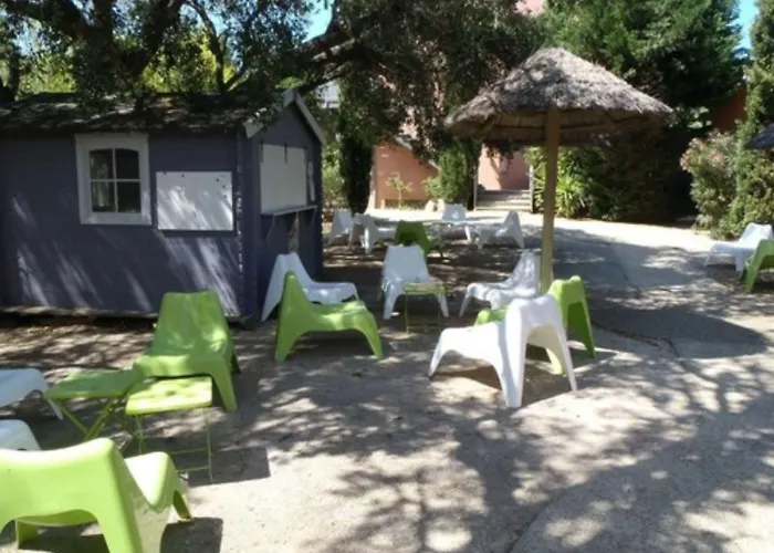 Lou Riou Village 리조트 쎙뜨호뻬