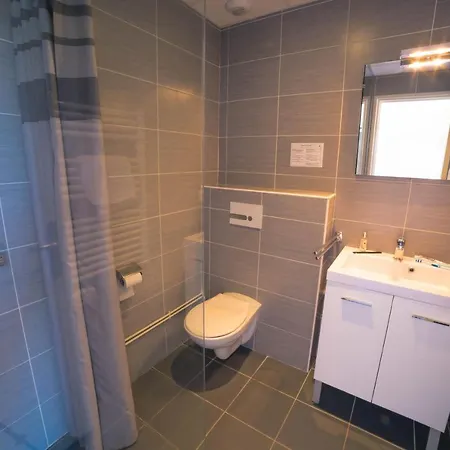 Lou Riou Village سان تروبيه