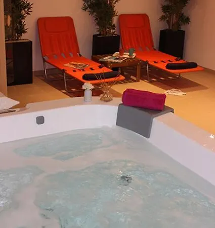 Lou Riou Village Saint-Tropez