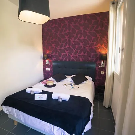Village Lou Riou Saint-Tropez