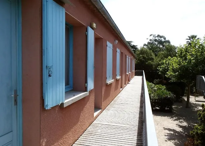 Курортный комплекс Lou Riou Village 3*